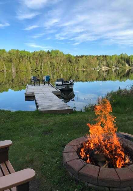 On-site extras: tents, outdoor lounges, and nature-centric activities