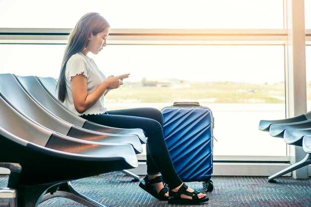 Amex Velocity Platinum: Arrival Lounge Access Eligibility